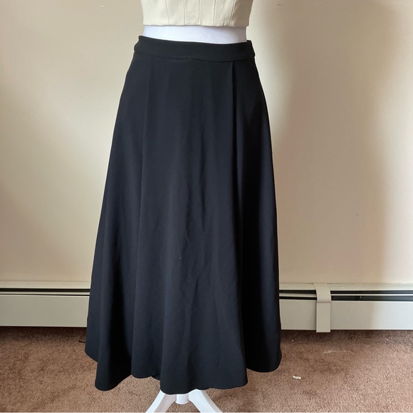 Alice + Olivia Cream Lamb Leather Cropped 2 Piece A line Lace Black Dress size 0 - Picture 2 of 12